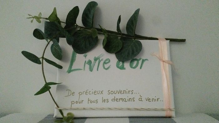Ma déco : vert menthe , doré , blanc / succulente olivier et eucalyptus - 7