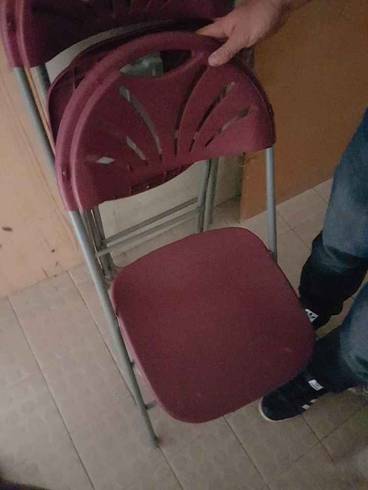 Les chaises... - 1