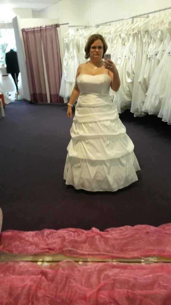 Robe chez point mariage - 1