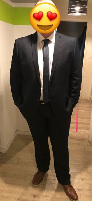 Enfin il a trouvé son costume - 1