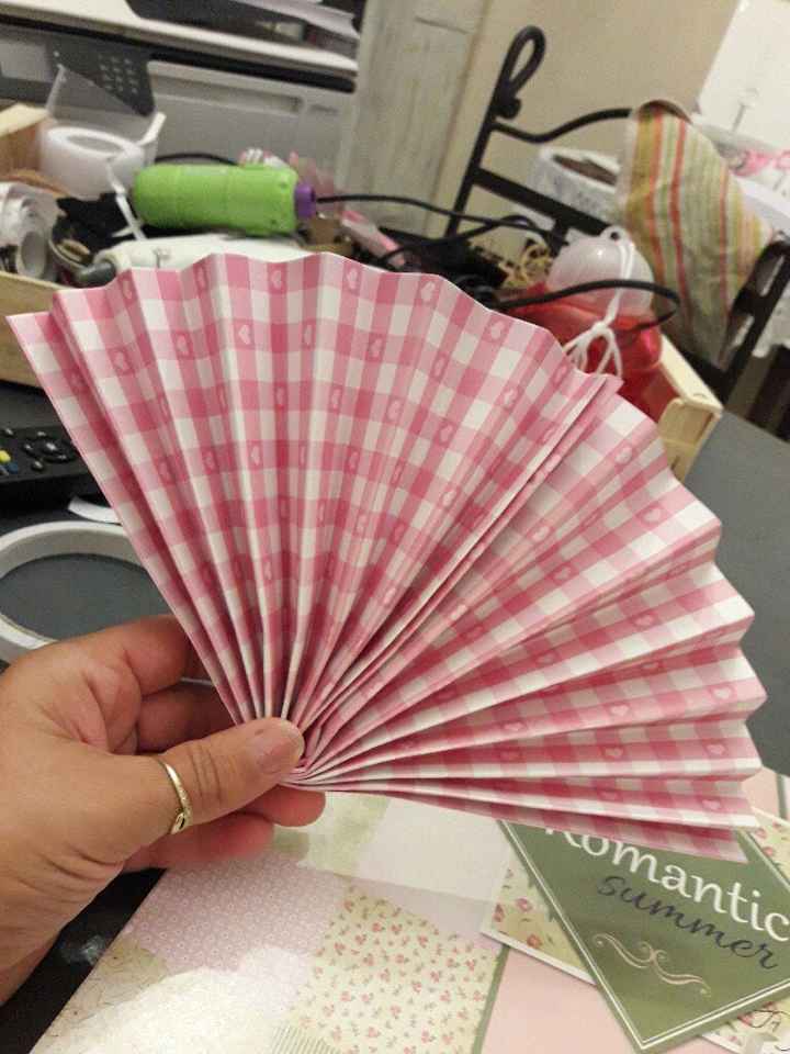 éventail  fait maison... - 1