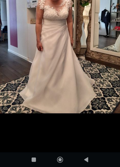 En plein choix de robe,... Qu'en pensez-vous ? 4