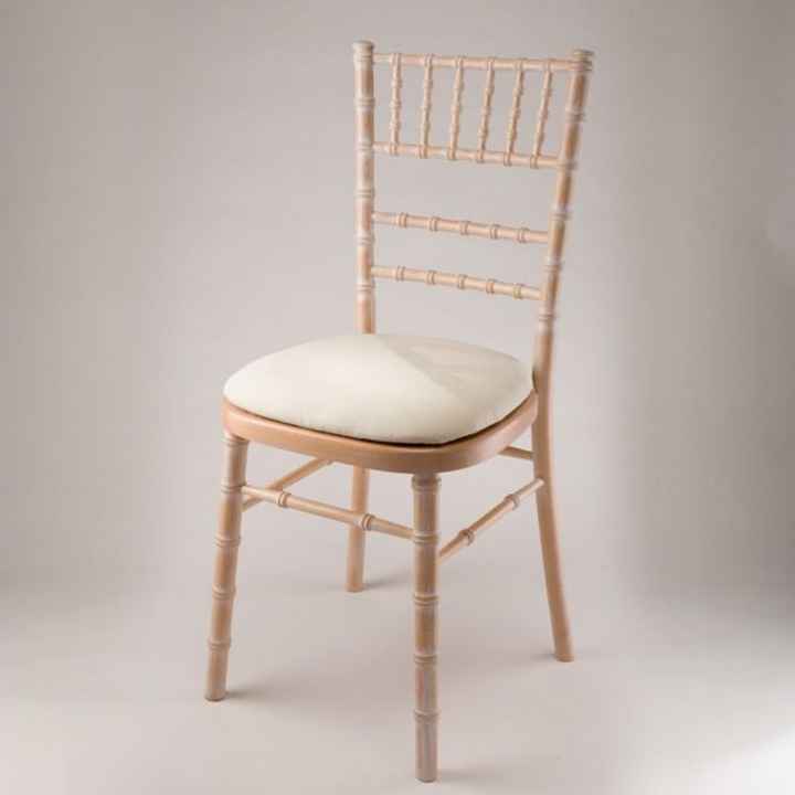Help chaises bois en location - 3