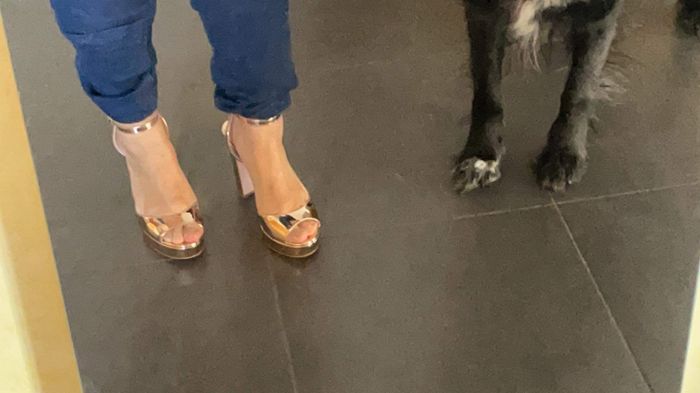 J-100: dossier déposé, chaussures enfin trouvées 2
