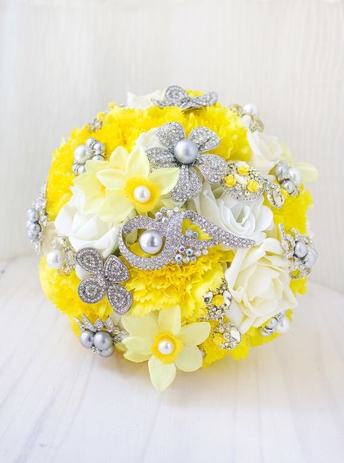 Mariées de mai, montrez-moi vos bouquets - 1