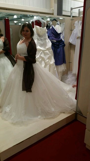 Que pensez-vous de cette robe sur moi ?  - 2