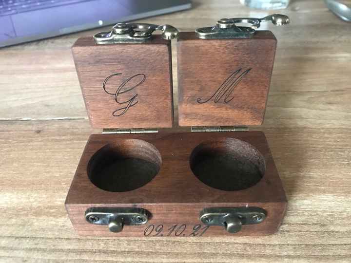 Vos prénoms et date sur votre porte alliance ? - 1