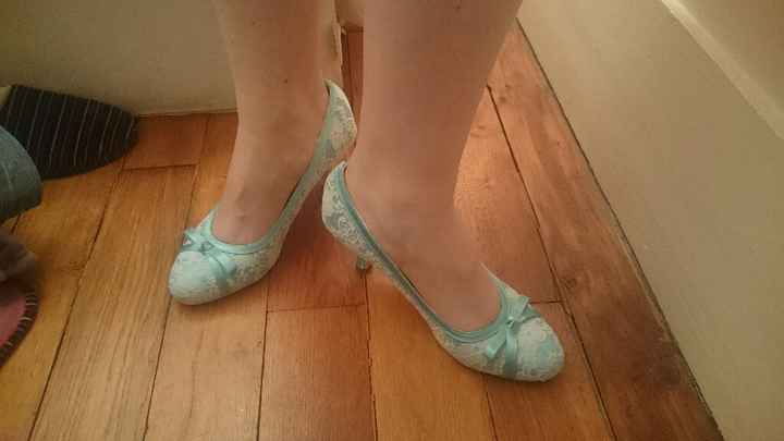 Des chaussures colorées pour la mariées - 1