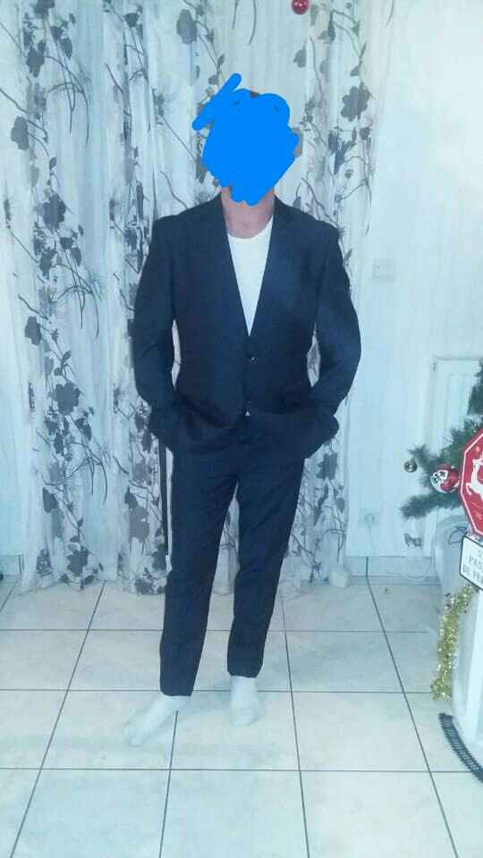  Il a son costume - 1