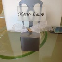 marque place sous forme de chaise