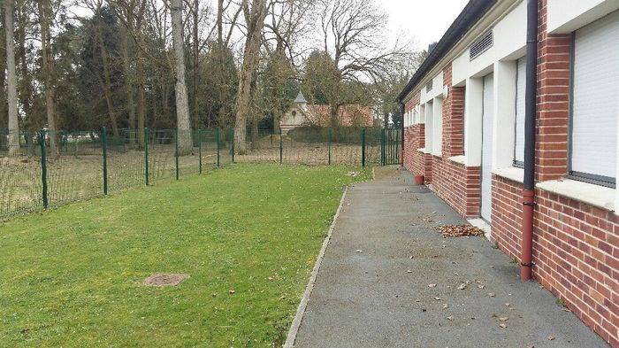 Salle de tilloy les mofflaines dans le 62 - 1