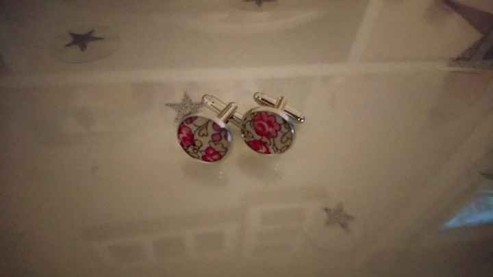 Hésitation boutons de manchettes Amour - 1