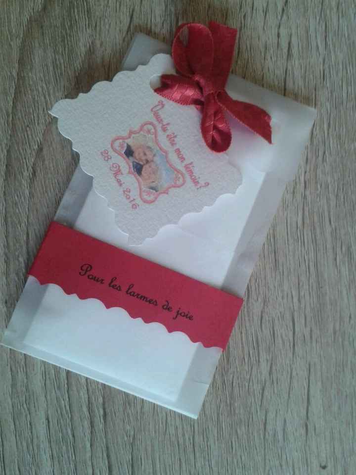 Mouchoir & kit témoin - 1