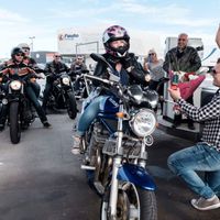 Sa demande était comment et où? - 1