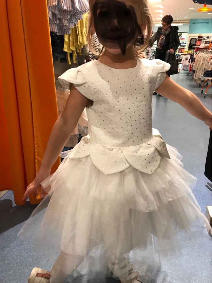 Robe pour la plus belle de mes demoiselles - 1