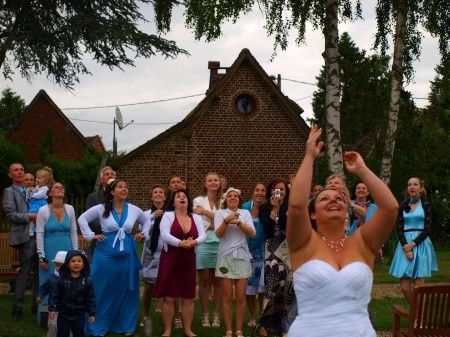 le fameux lancé de bouquet!