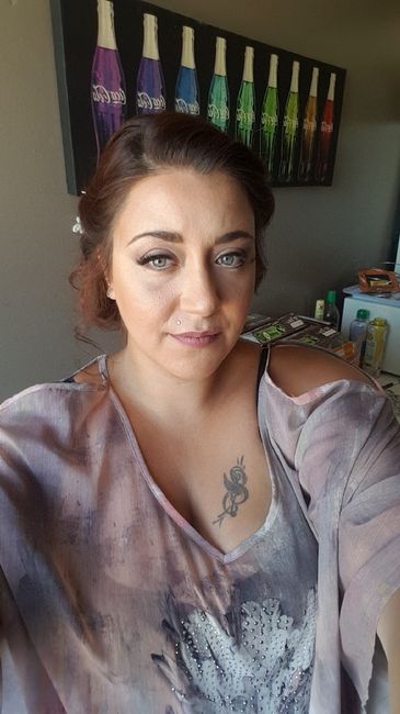 Trop heureuse voici ma coiffure et mon make up du Jour j - 3