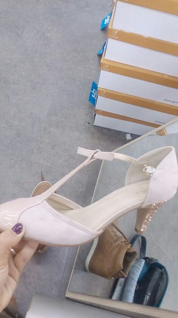  Chaussures - 1