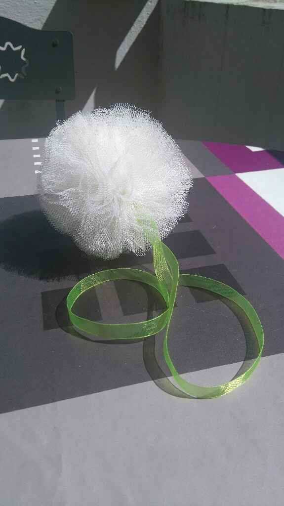 Pompons de voiture - 1