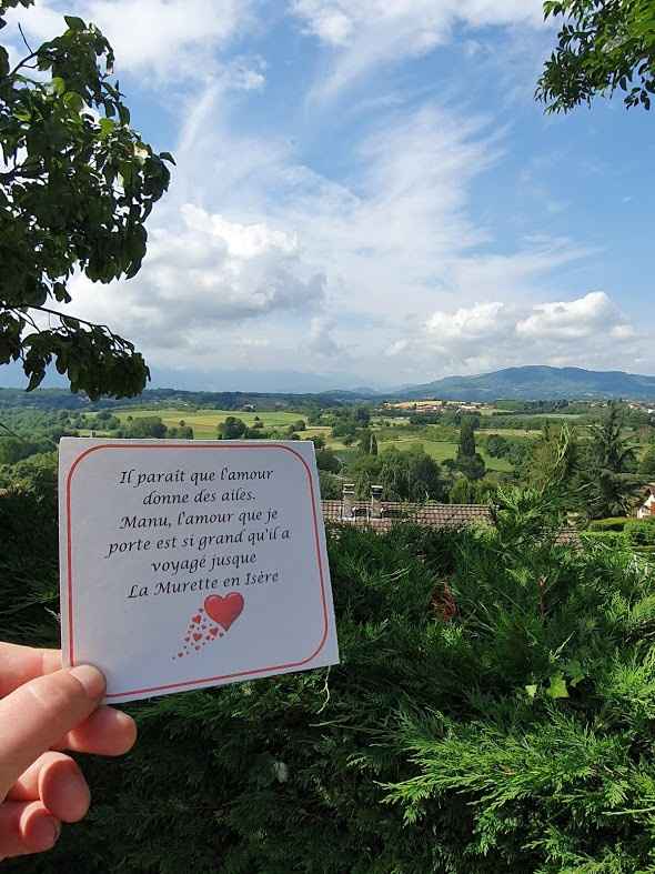 Et voila pour toi ! Pourrais tu m'en faire avec la phrase " Pascal, l'amour que Camille te porte est