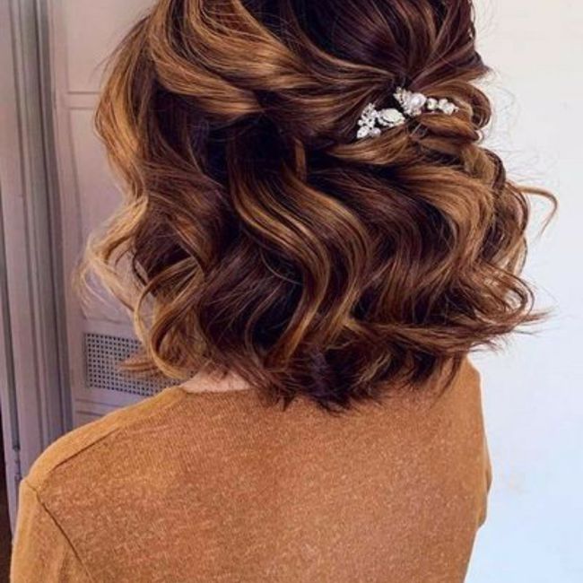Idée coiffure cheveux courts 