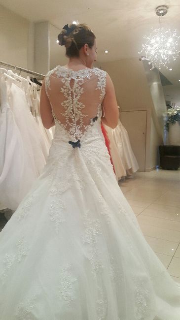 J'ai enfin ma robe ... - 1