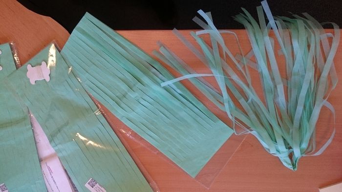 Pompon en papier de soie prédécoupé