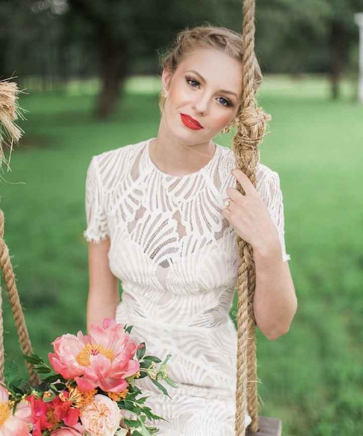 Oser le rouge à lèvres rose flashy pour son mariage? - 1