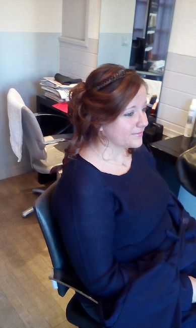 Essai coiffure ce matin chignon flou - 4