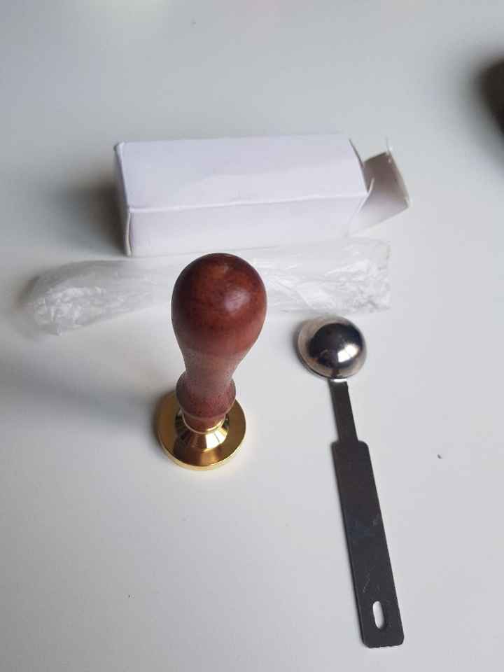 Sceau de scellage à la cire - 1
