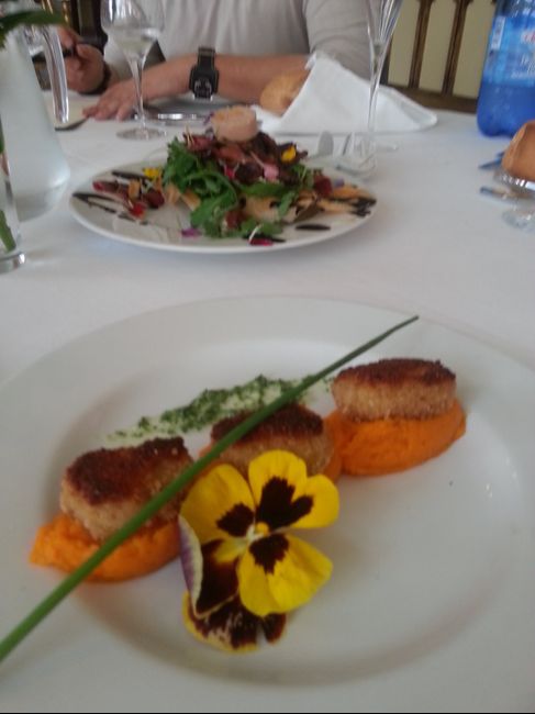 Entrées noix de St Jacques et salade du terroir