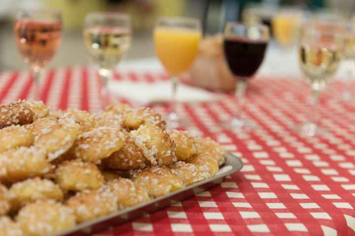 Table rétro - vin d'honneur