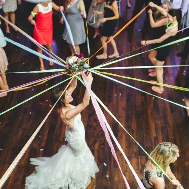 Jeu du bouquet de la mariée version rubans - 1