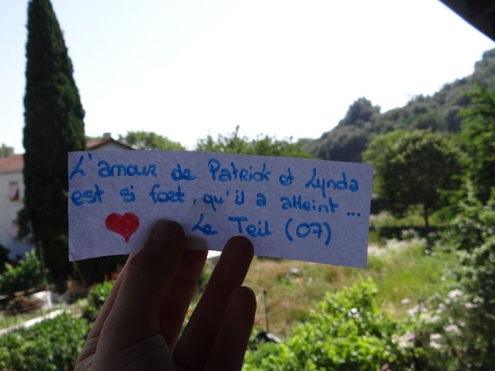 voila j'espere que ca te va .. :) Pourrais tu m'en faire une également stp :    "Mehdi l'amour que t