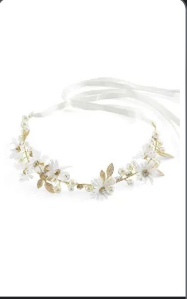 Boutonnières, bracelets demoiselles d'honneur,... 1
