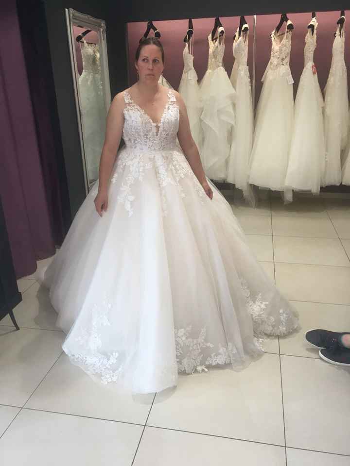 Le tissu de ma robe sera ___ - 1