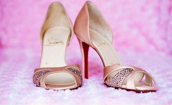 Octobre rose : les chaussures de la mariée - 8