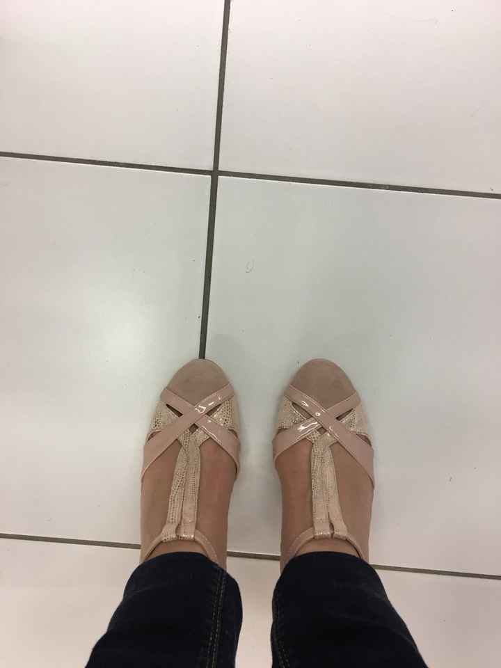 Chaussures trouvées - 1