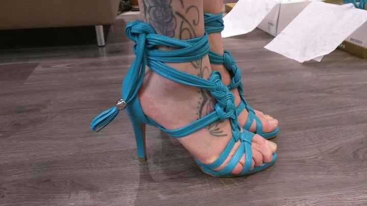 Avis à celles qui recherchent des chaussures turquoises - 3