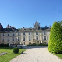 Façade Château d'Aveny