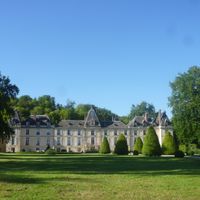 Façade Château d'Aveny