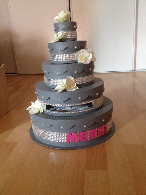 Urne wedding cake / tentures - 1