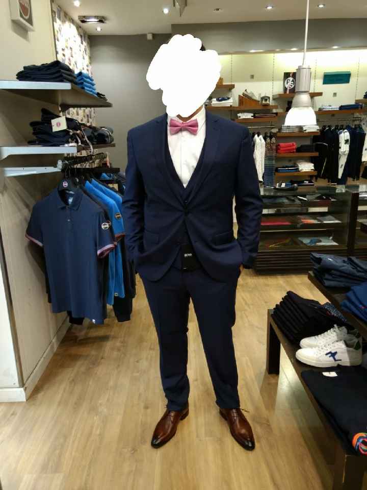  Costume - 2