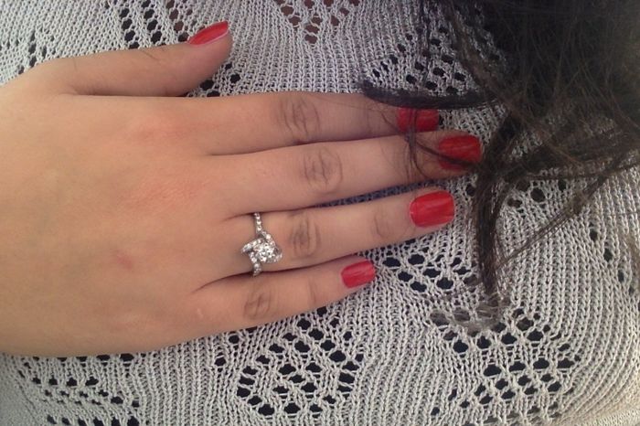 Ma bague de fiançailles <img class=