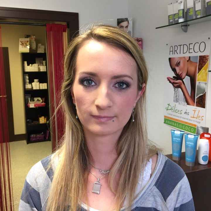 Essaie maquillage fais comment dire est ce moi??? lol - 3