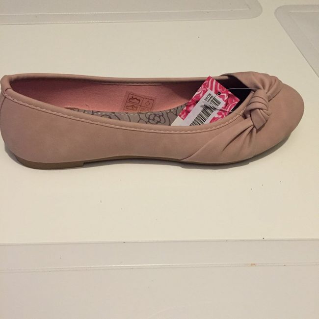 Chaussures de couleur pour le jour j? - 1