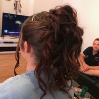 a vos coiffures. - 2