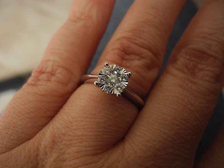 ma précieuse (or blanc et 7 diamants)