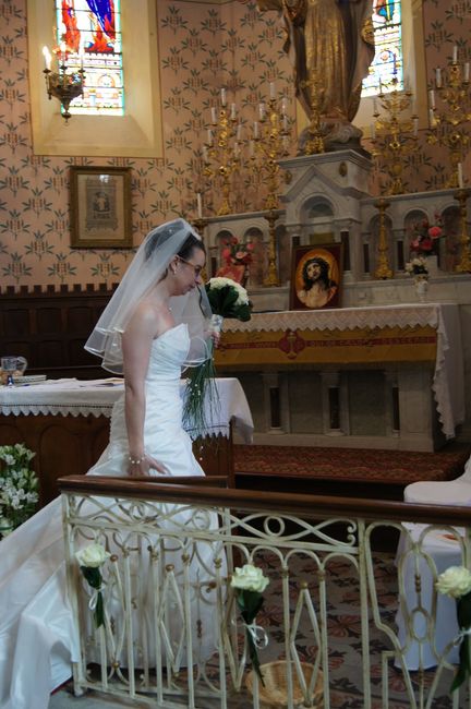 Moi, arrivant dans l'église