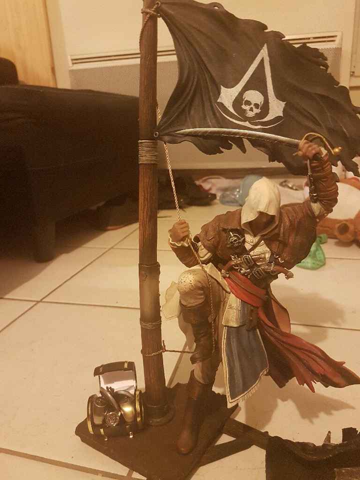 Table assassins creed - 4